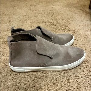 Dolce Vita women’s side mid top sneakers